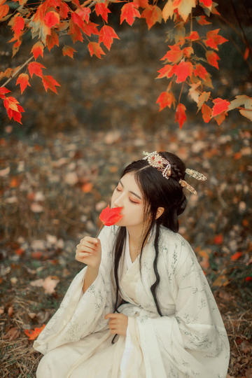 中国抛售227亿美元美债